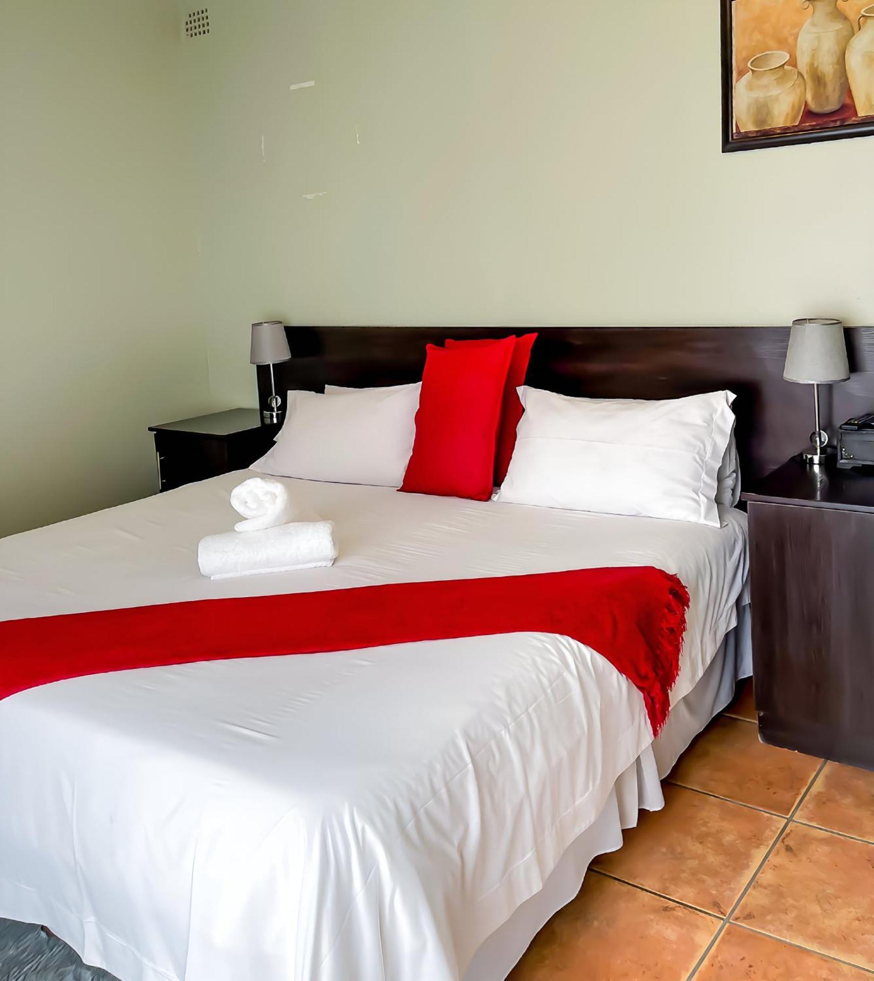 Oasis Of Life Guest House Witbank Eksteriør bilde
